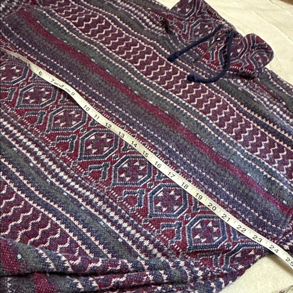 Beautiful Multicolor Patterned Sweater - image 4